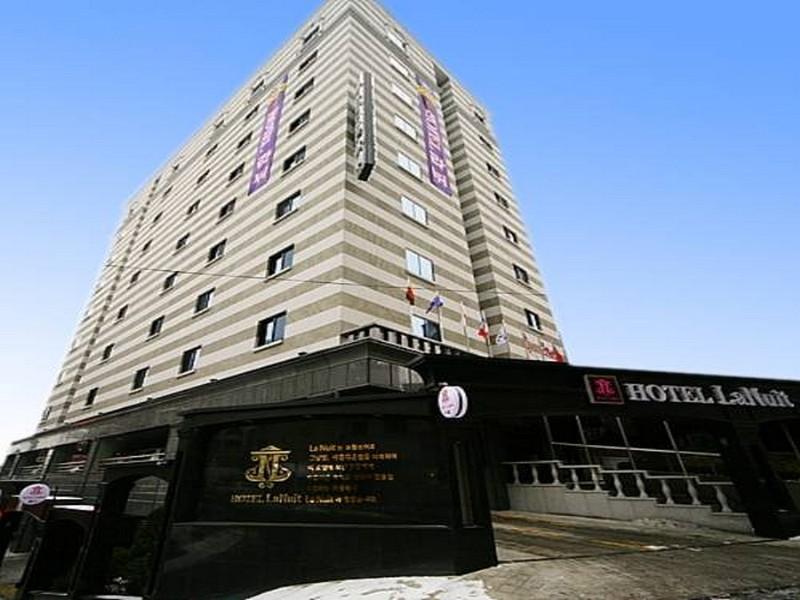 motel Shinchon Aida 3*