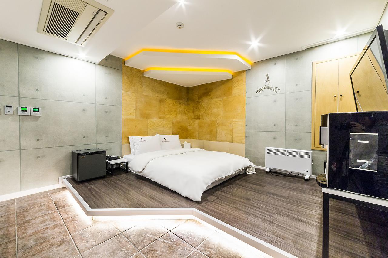 Shinchon Aida motel 3*
