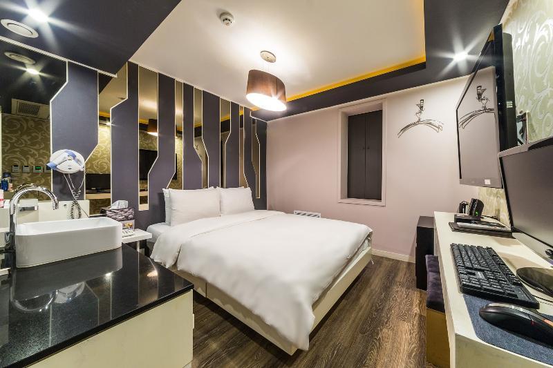 Shinchon Aida motel 3*